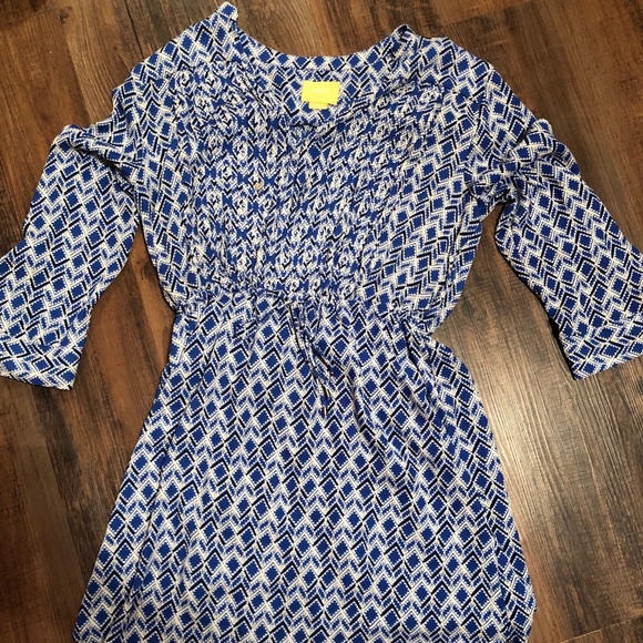 Dress - Picture 1 of 2